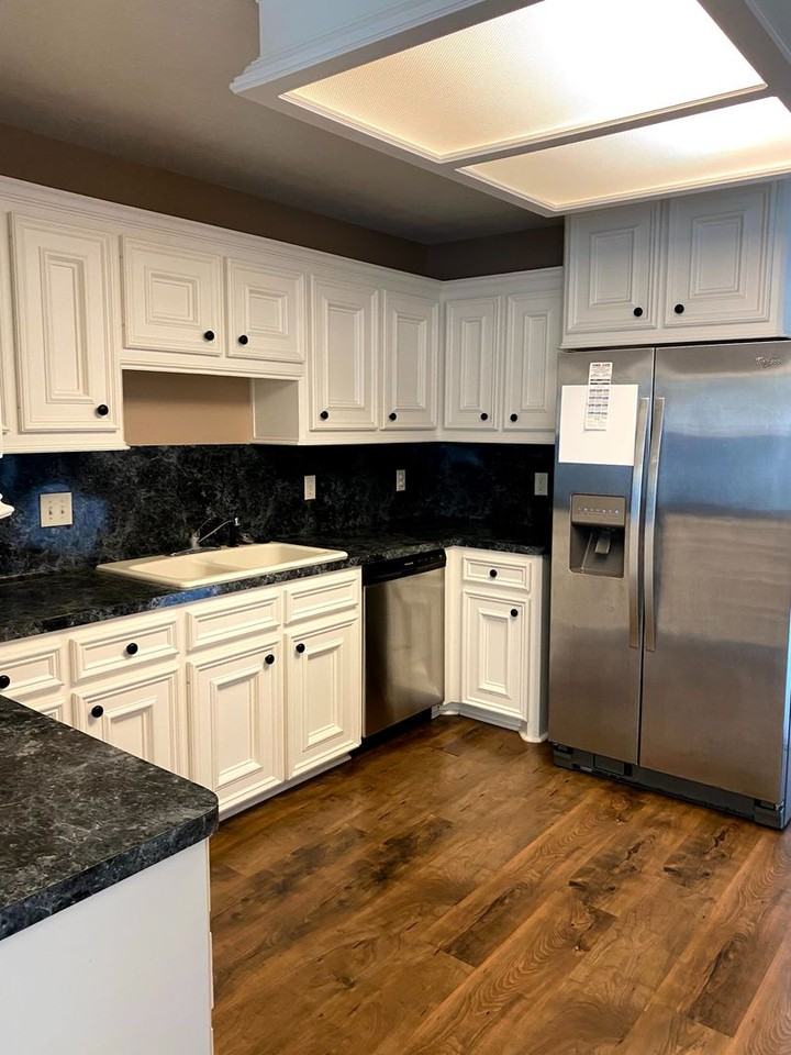 3111 Pleasant Forest Dr - Photo 3 of 32