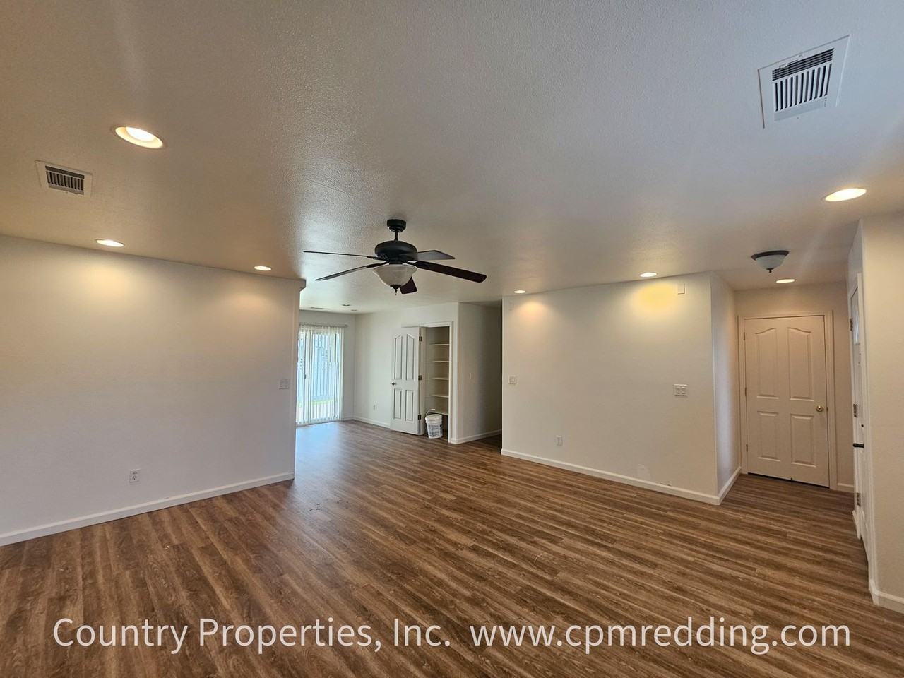 3507 Barkwood Dr - Photo 3 of 12