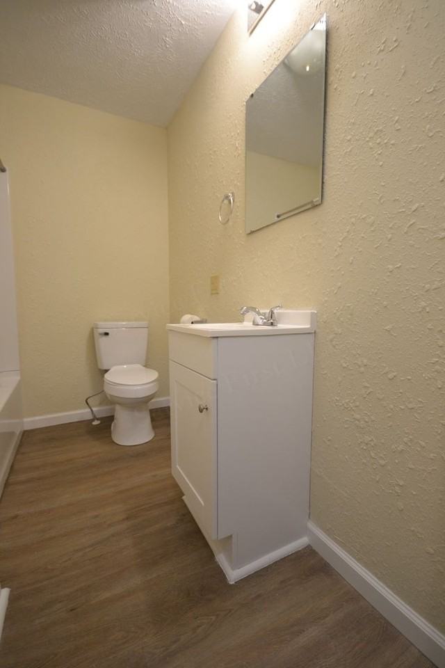 728 E Maupin St - Photo 7 of 12