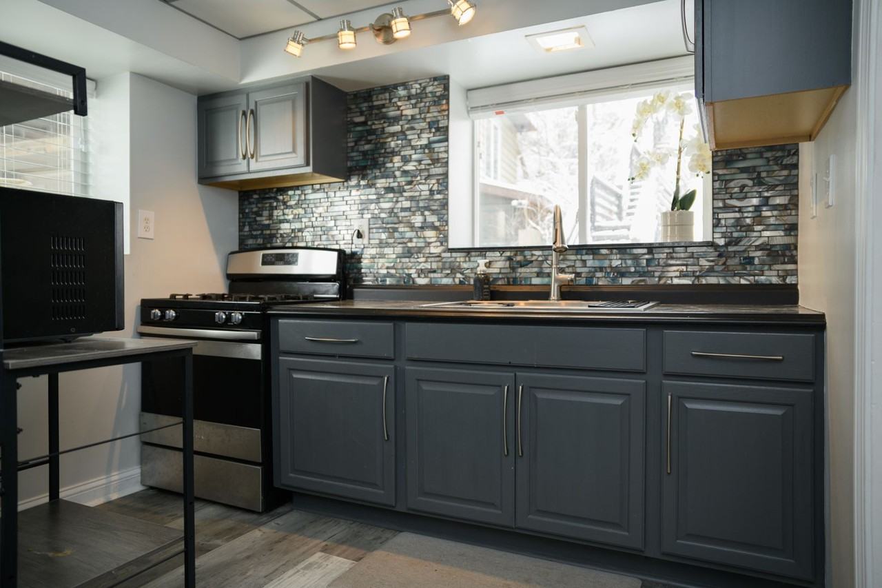 8245B Lake Shore Dr - Photo 4 of 19