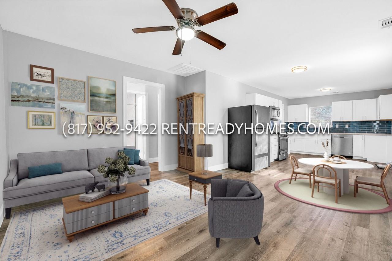 1334 Marfa Ave - Photo 3 of 12