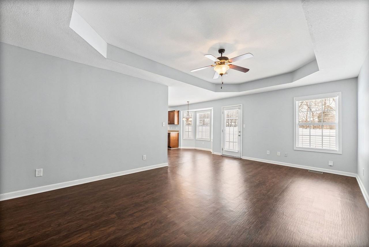 1144 York Meadows Rd - Photo 4 of 22