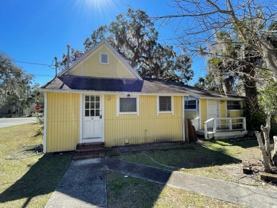 734 Ne 3rd Ave - Photo 1 of 1