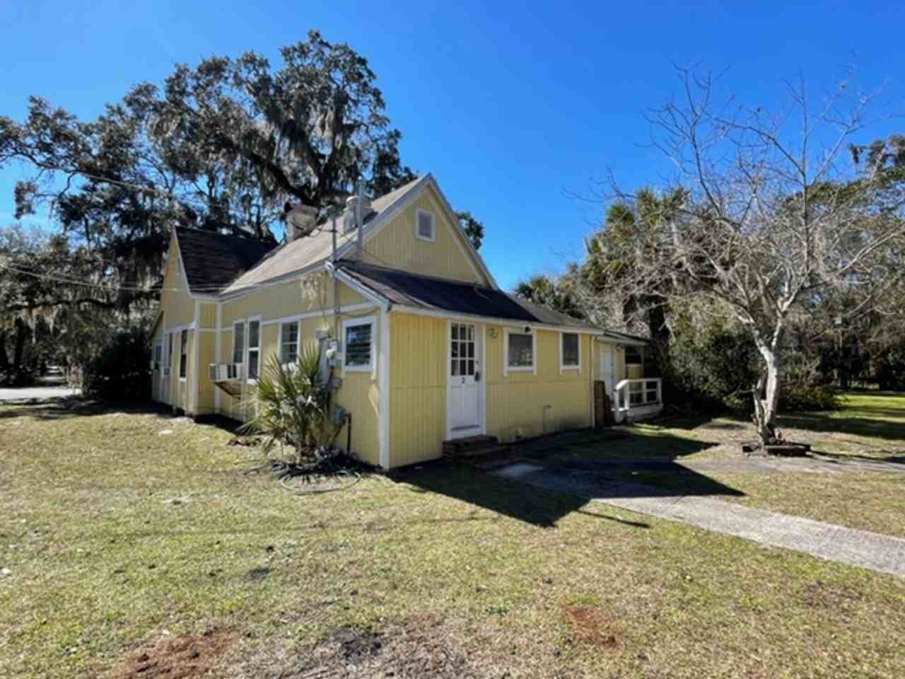 734 Ne 3rd Ave - Photo 2 of 13