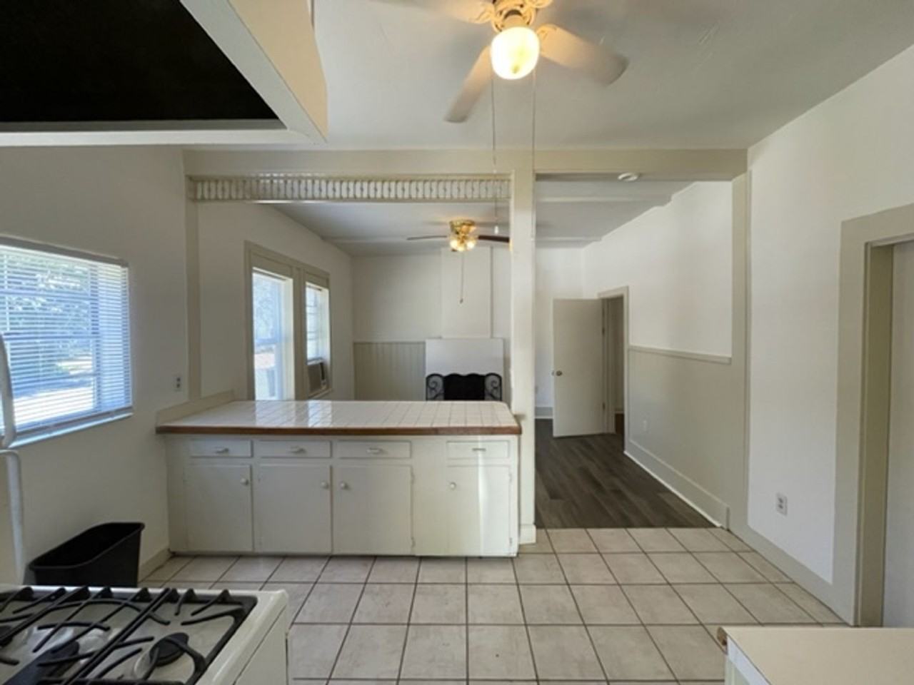 734 Ne 3rd Ave - Photo 4 of 13