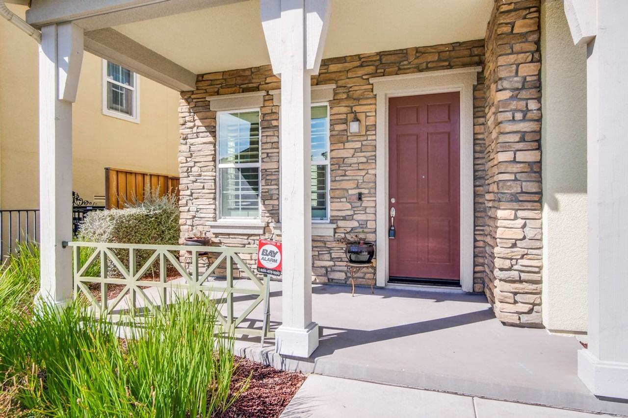 6544 Gravina Loop - Photo 3 of 50