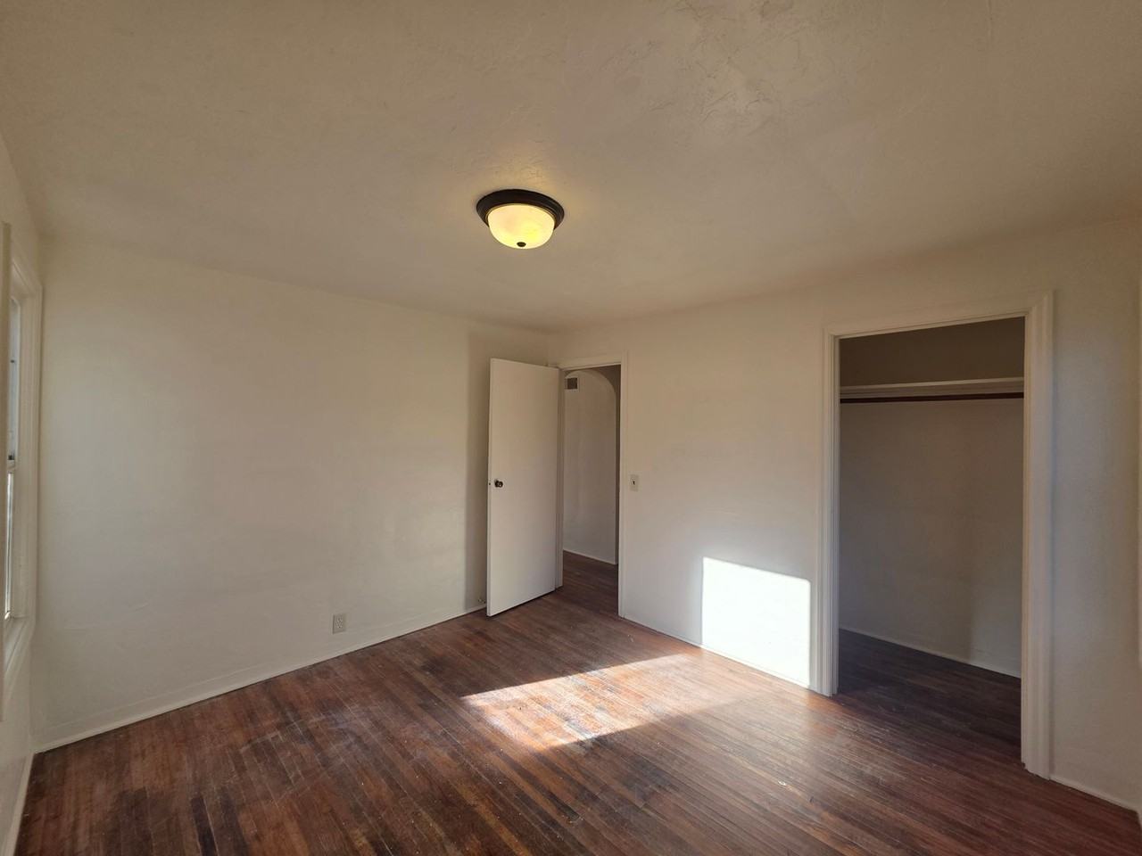 2821 Harris St - Photo 4 of 9