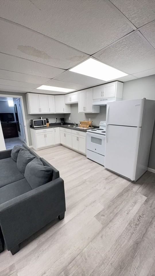 1201 E Broadway Ave #J - Photo 2 of 6