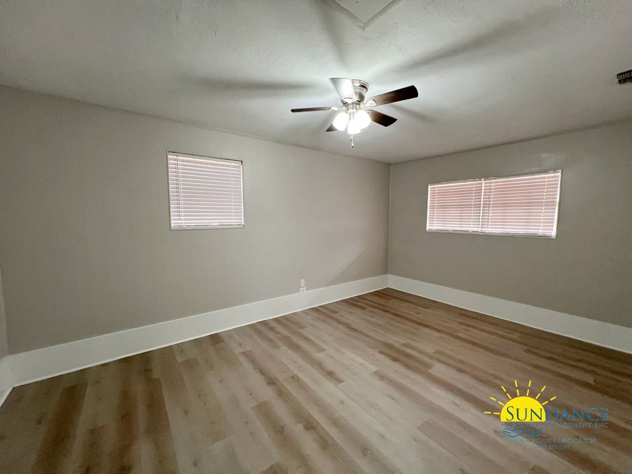 209 Forrest Pkwy - Photo 5 of 16