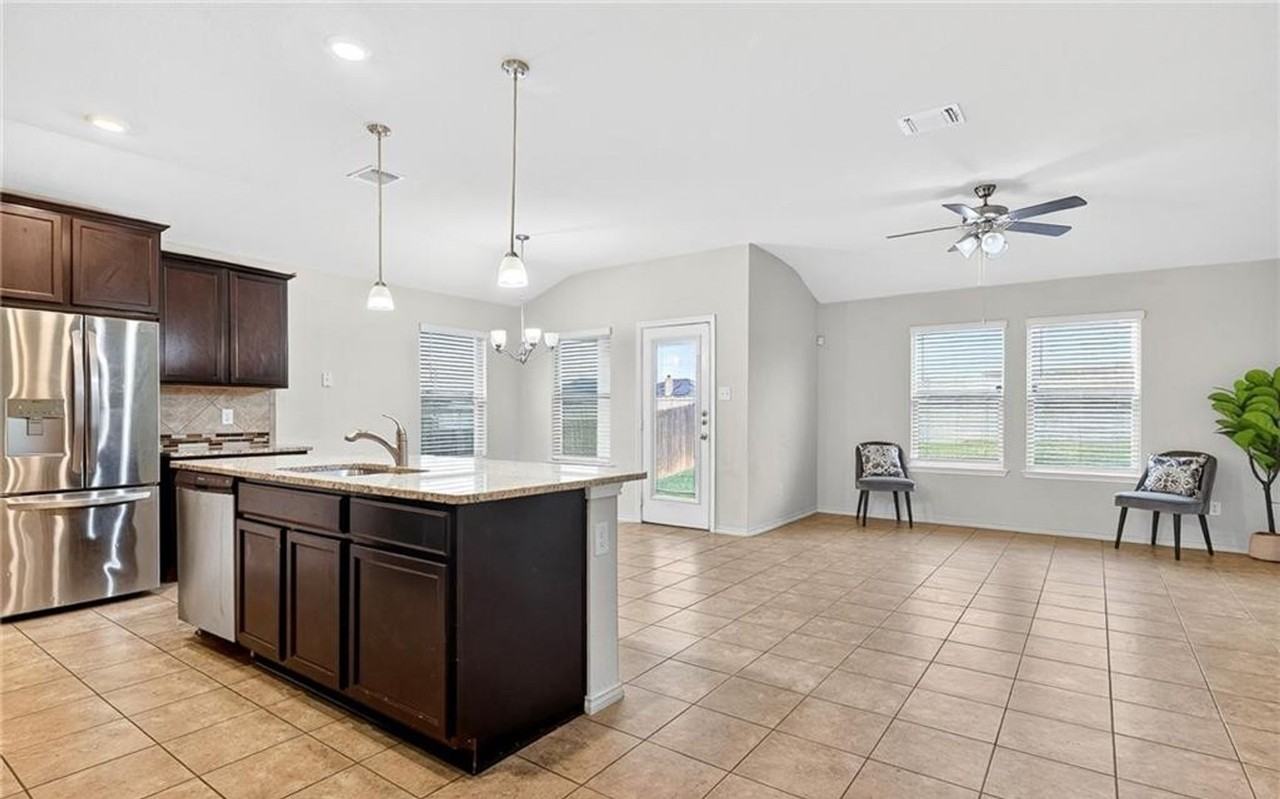 2608 Cortona St - Photo 2 of 16