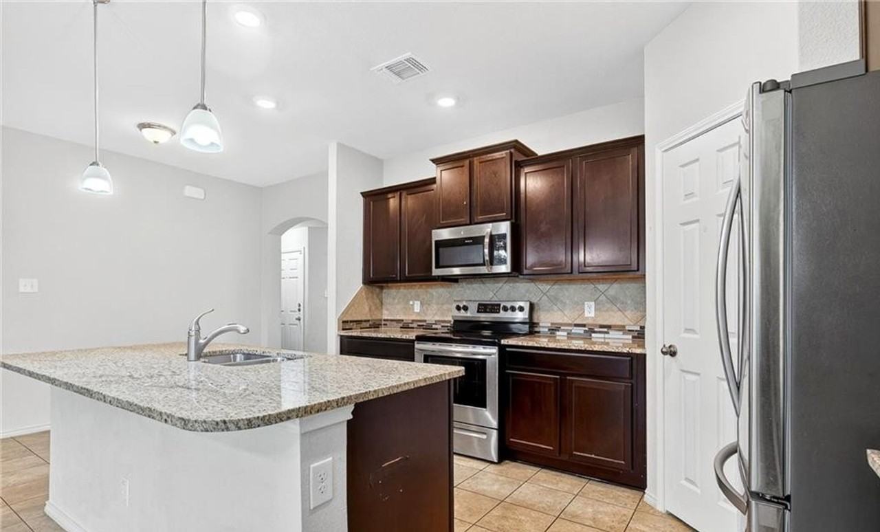 2608 Cortona St - Photo 3 of 16