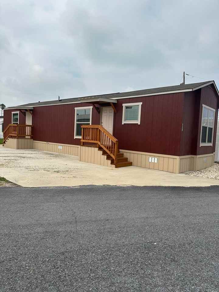 109 W Business Highway 83 - Photo 5 of 12