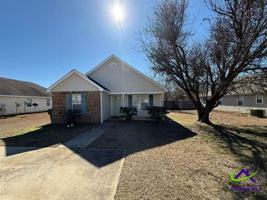 featured image of 213 Strawbridge Ln