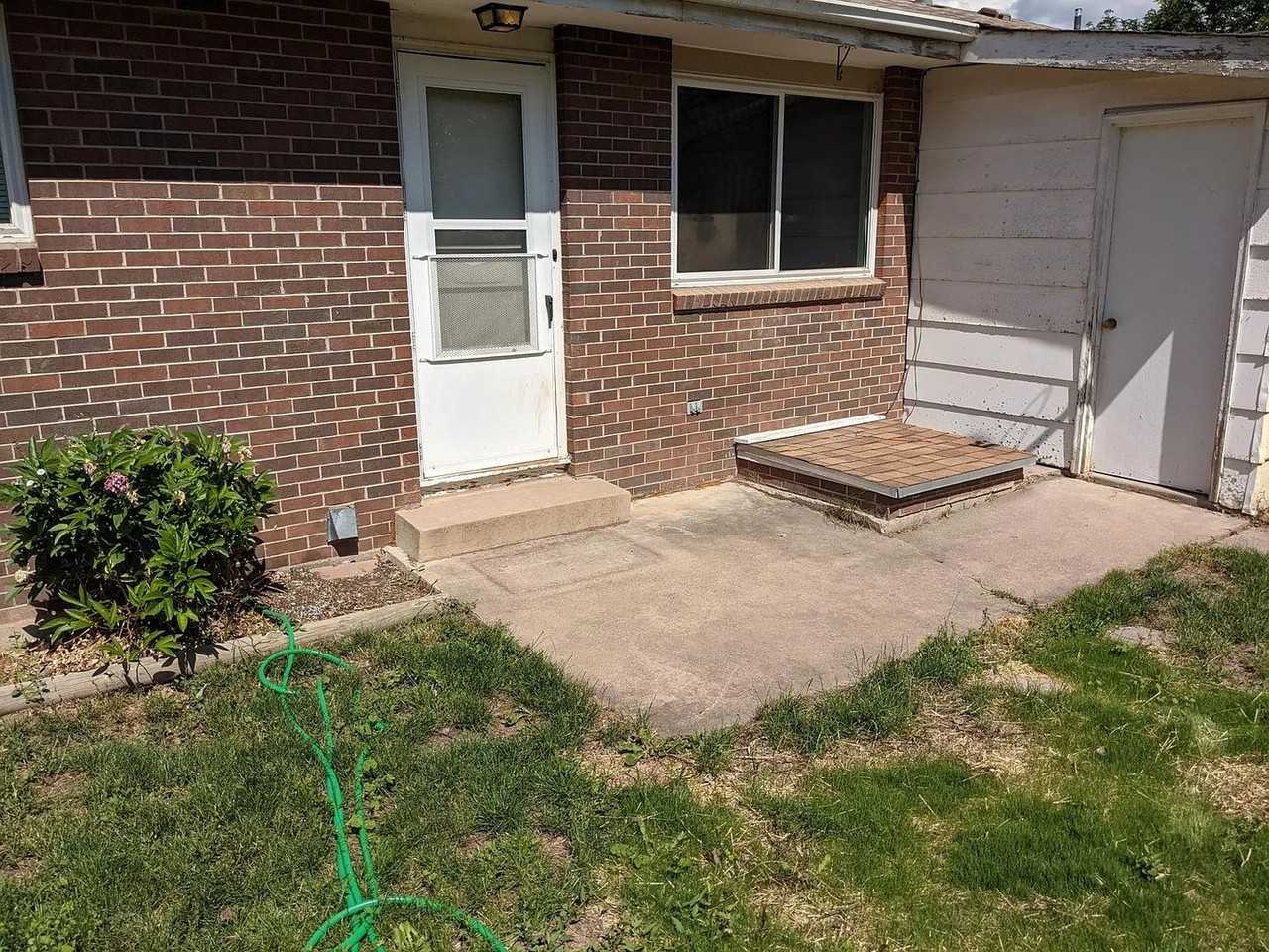 1106 Cypress Dr - Photo 7 of 13