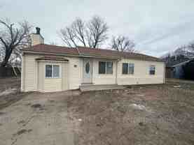 5116 W Maple St - Photo 1 of 1