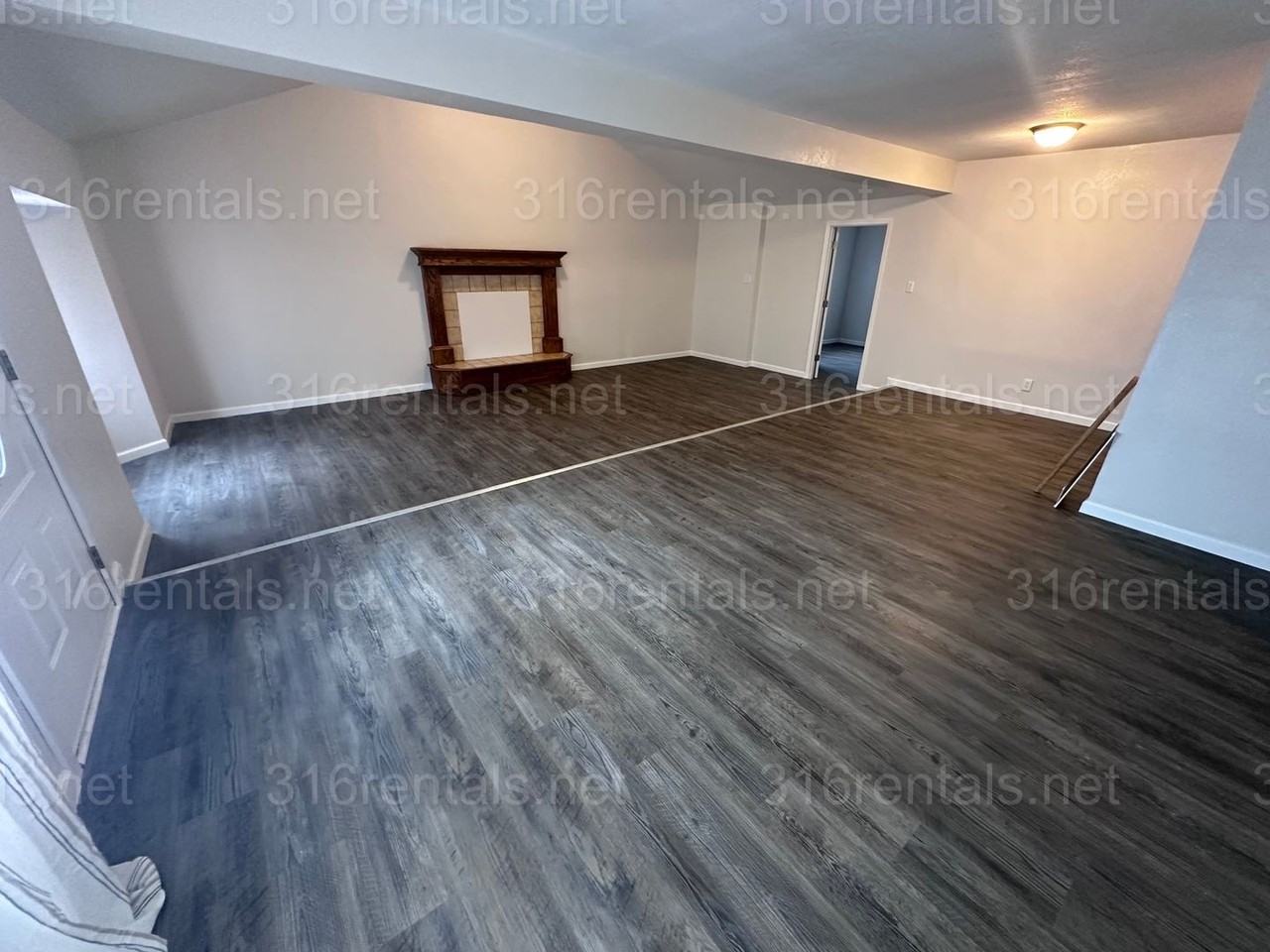 5116 W Maple St - Photo 3 of 11