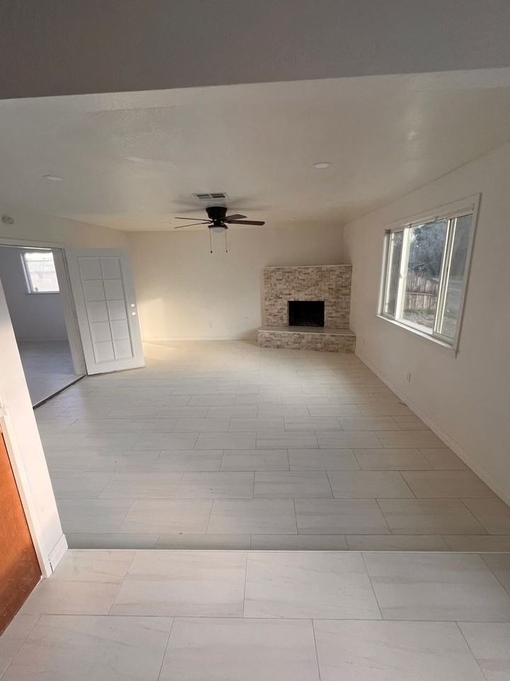 3700 Laverne Ave - Photo 3 of 8