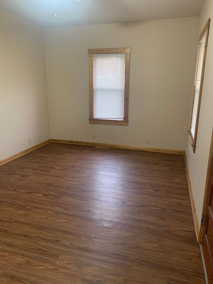 1603 Race St - Photo 3 of 12