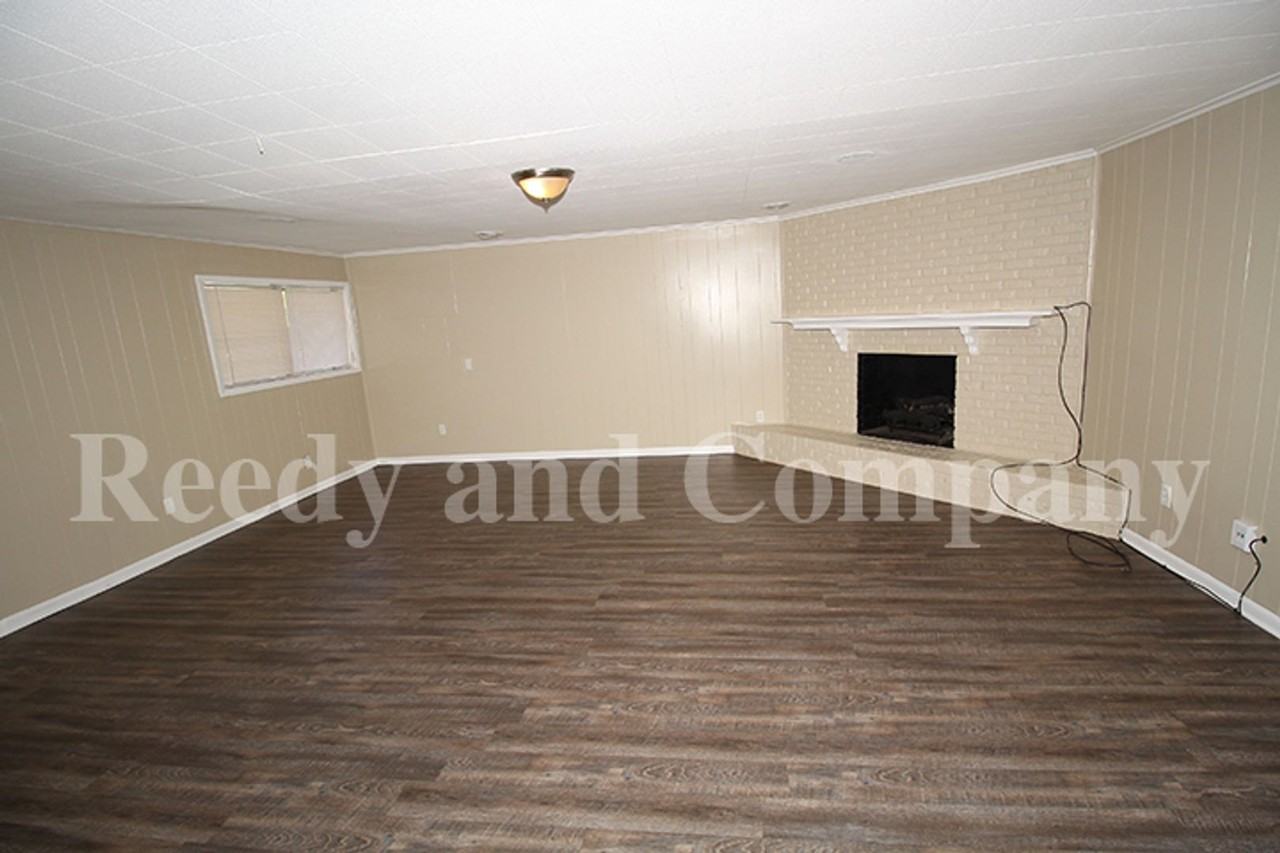 5610 Millbranch Rd - Photo 3 of 19