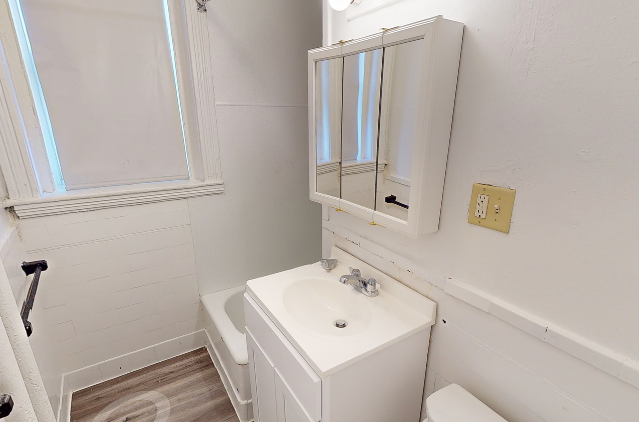1800 Commonwealth Ave - Photo 7 of 16
