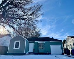 featured image of 308 S Florence Ave