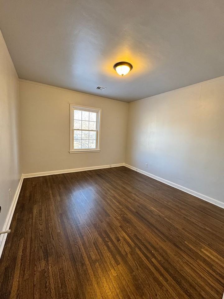 308 S Florence Ave - Photo 7 of 7