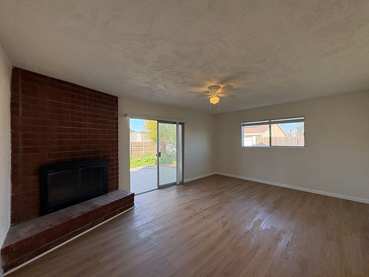 570 La Rue Way - Photo 5 of 19