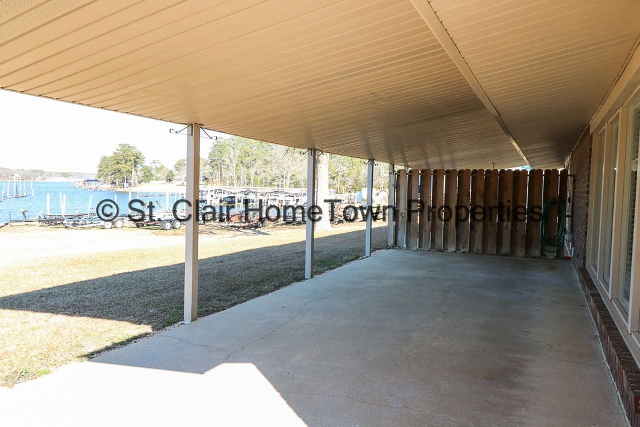 2375 Fraim Dr - Photo 4 of 31