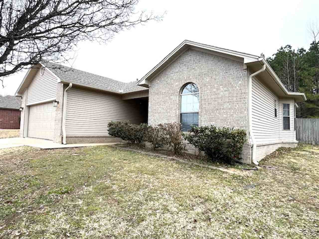 55 Rosebud Cir - Photo 3 of 42