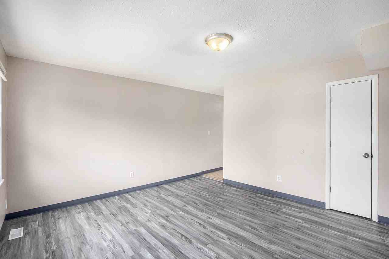 18731 E Blackhawk Trl - Photo 2 of 50