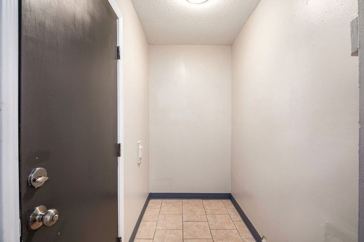 18731 E Blackhawk Trl - Photo 5 of 50