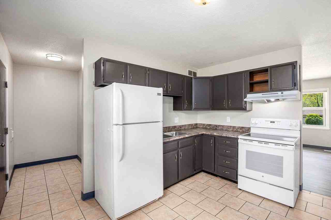 18731 E Blackhawk Trl - Photo 6 of 50