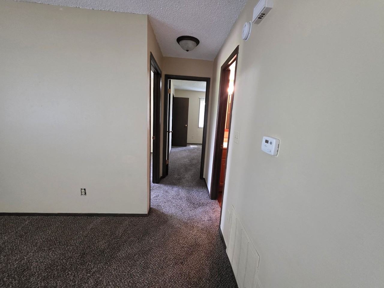 3609 Joan Dr - Photo 4 of 7