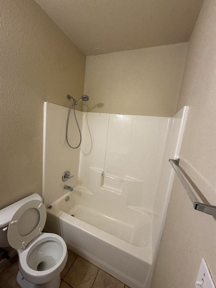 1415 French St - Photo 6 of 11