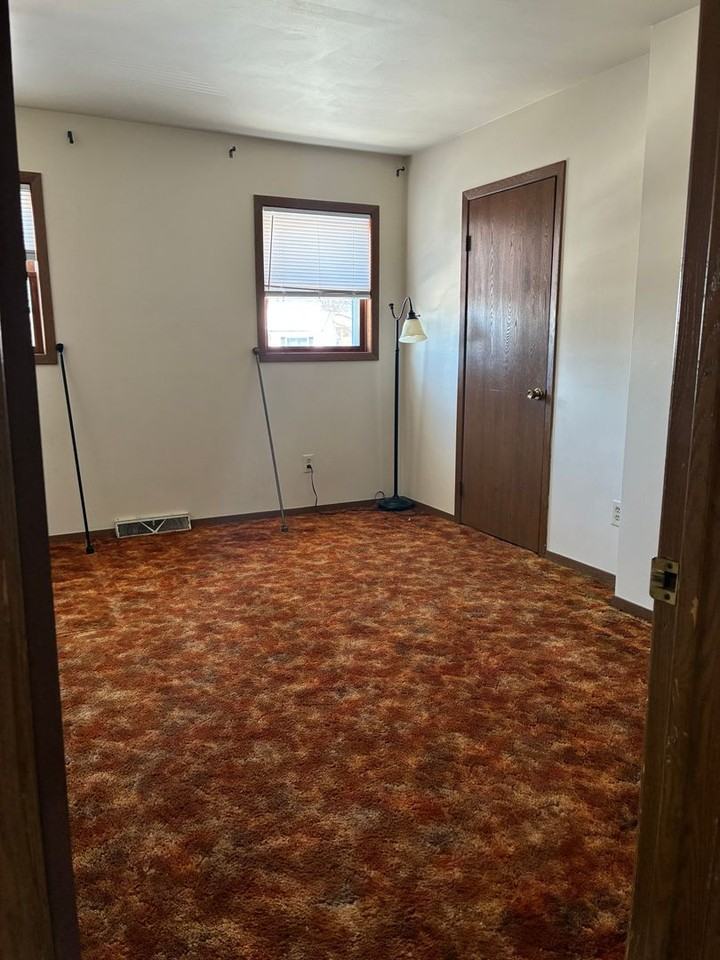 9 Stuart Cir - Photo 5 of 9