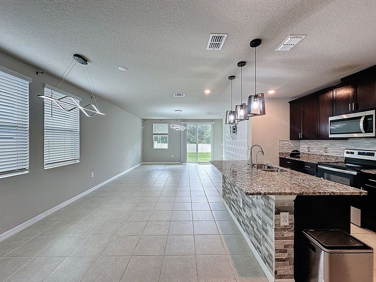 1812 Carnostie Rd - Photo 7 of 46