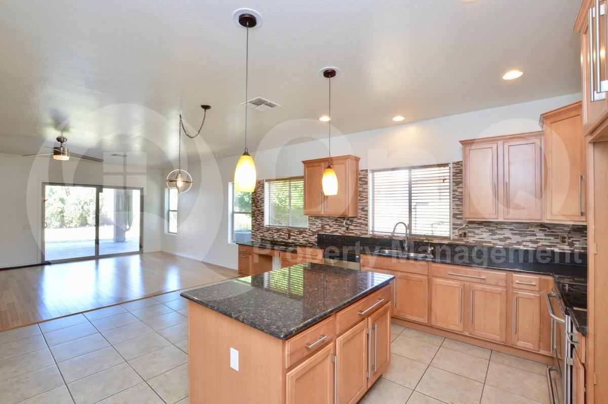 5206 W Redbird Rd - Photo 6 of 25