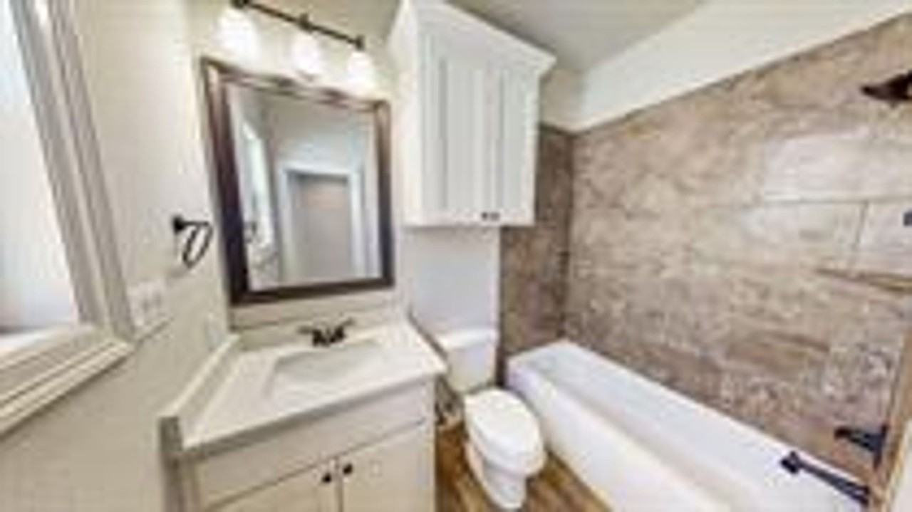 311A Fairway Dr - Photo 7 of 9