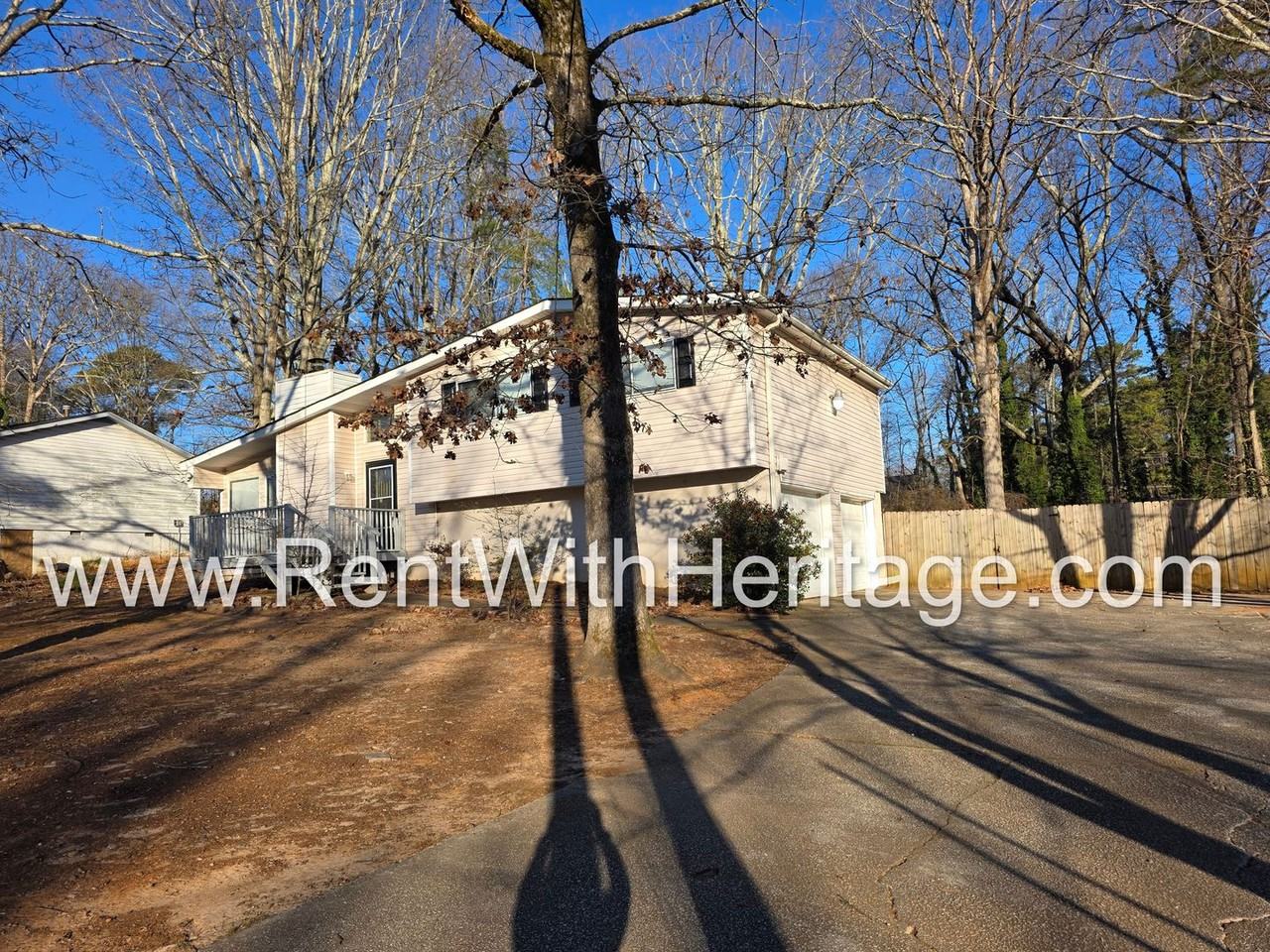 5666 Mountain Park Way - Photo 3 of 35