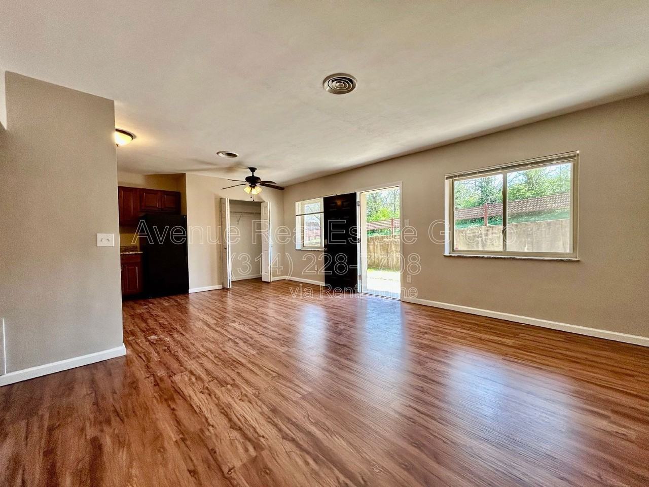 129 E Lockwood Ave #36 - Photo 5 of 15