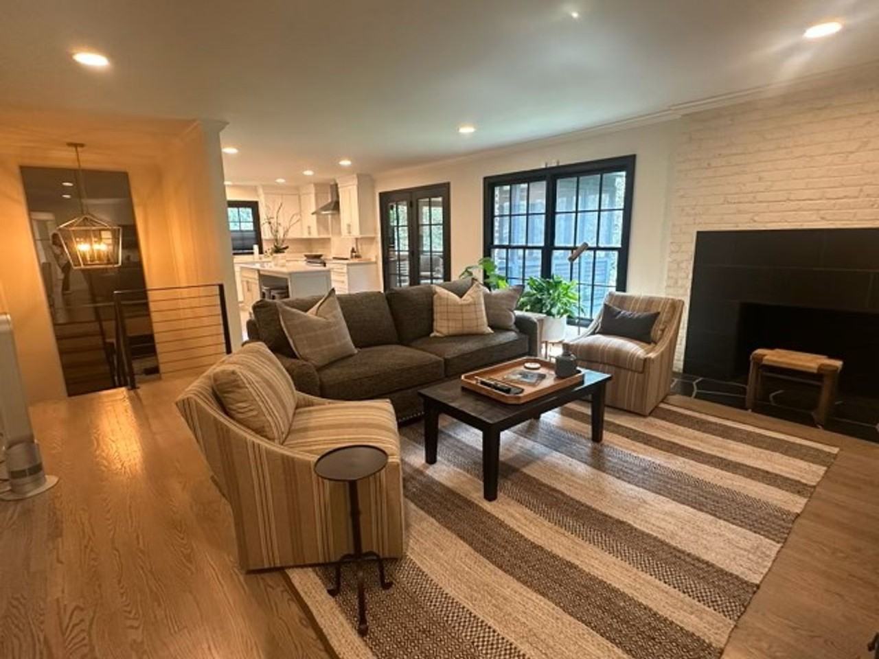 8120 Ainsworth Dr - Photo 5 of 22