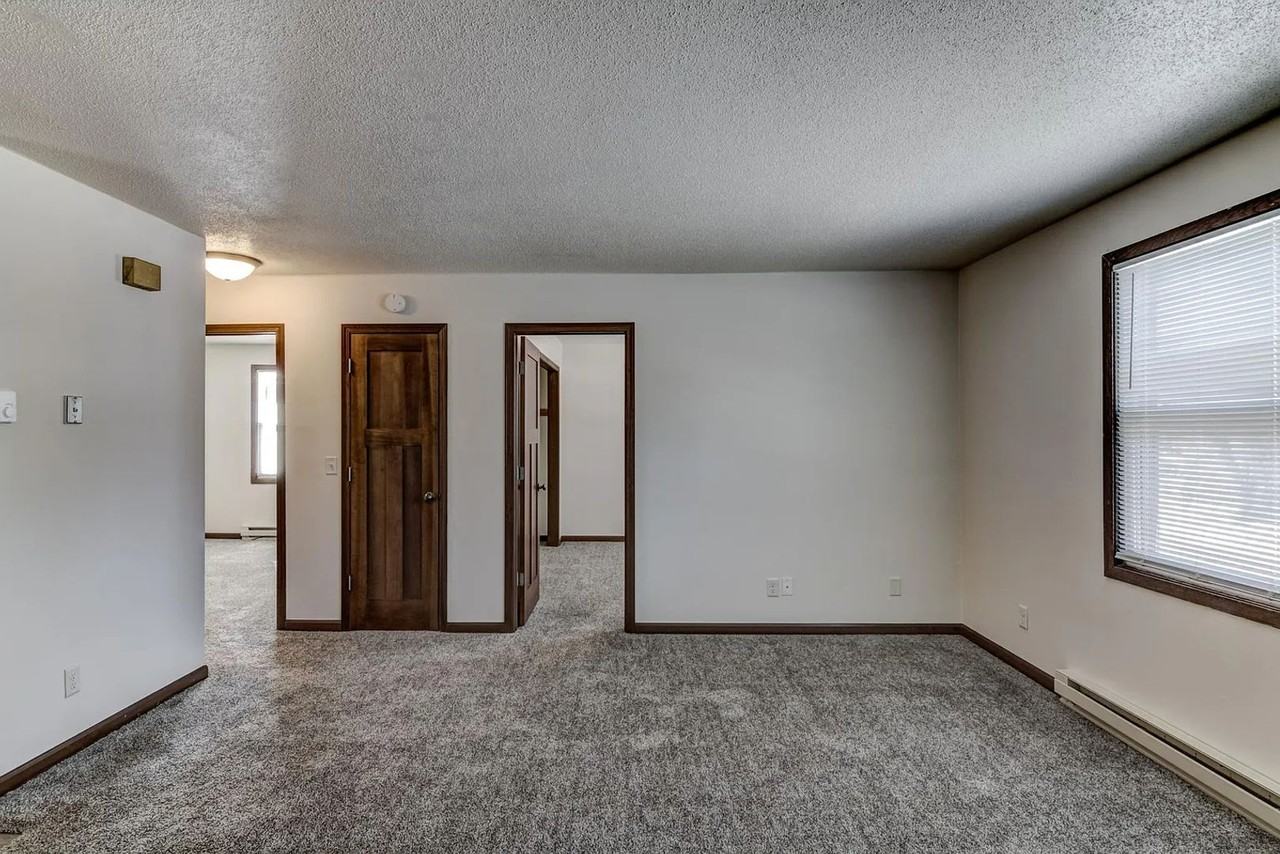 2602 Fryklund Dr - Photo 7 of 15