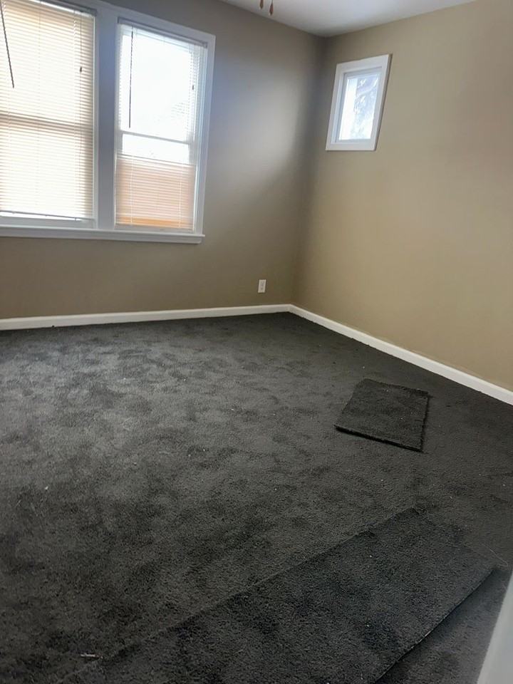 15361 Sorrento St - Photo 2 of 7