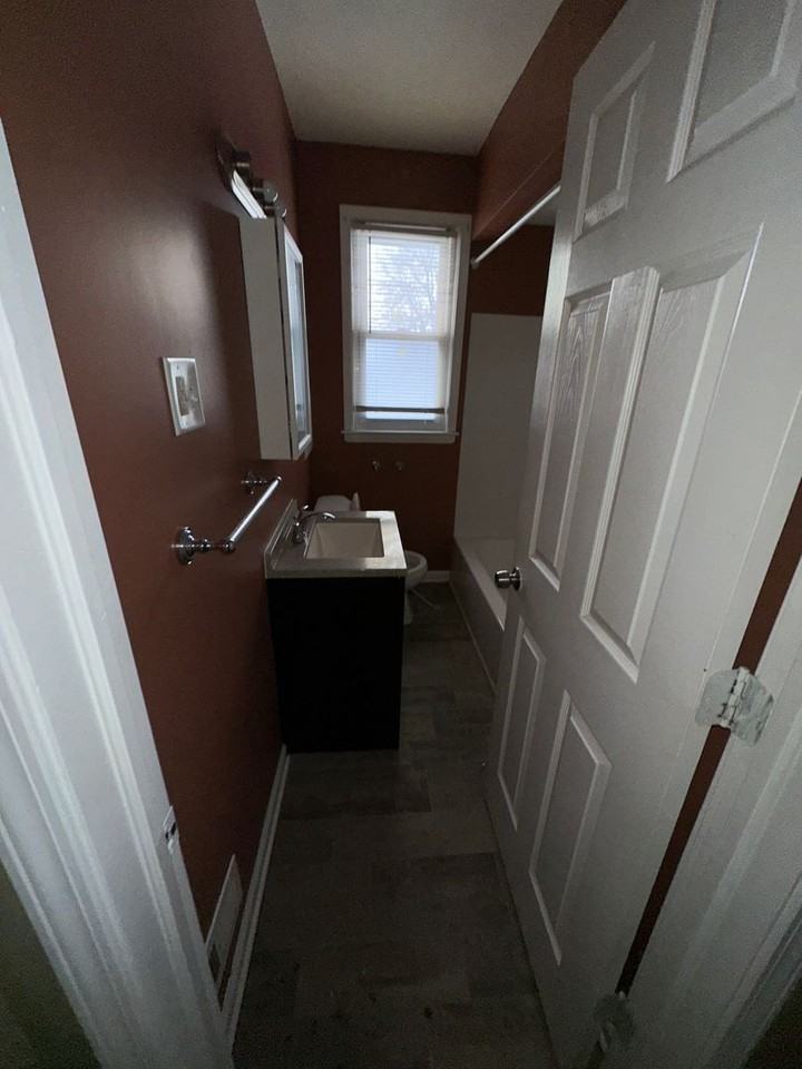 15361 Sorrento St - Photo 7 of 7