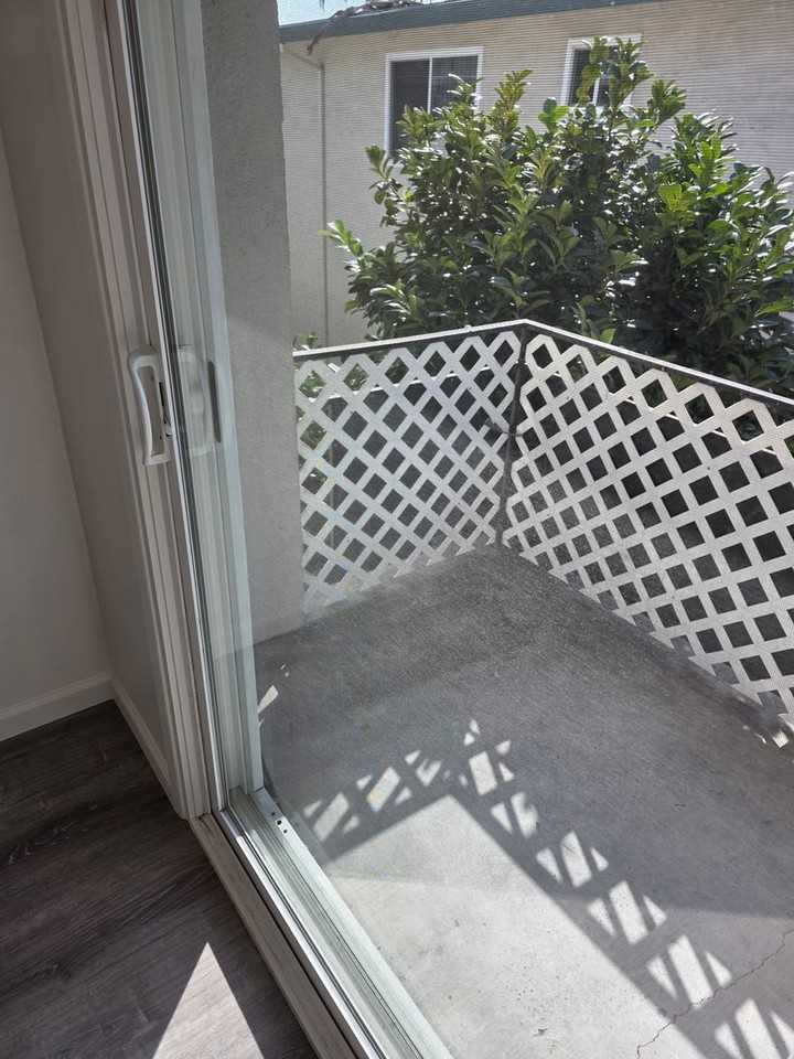 260 Chiquita Ave - Photo 3 of 39