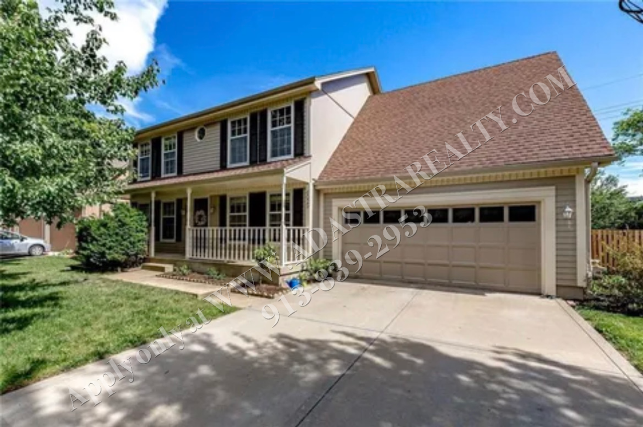 6029 W 158th St - Photo 2 of 39