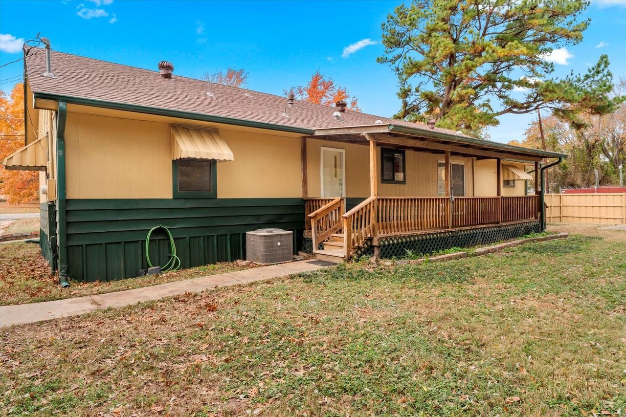 602 Legendary Ln - Photo 3 of 23