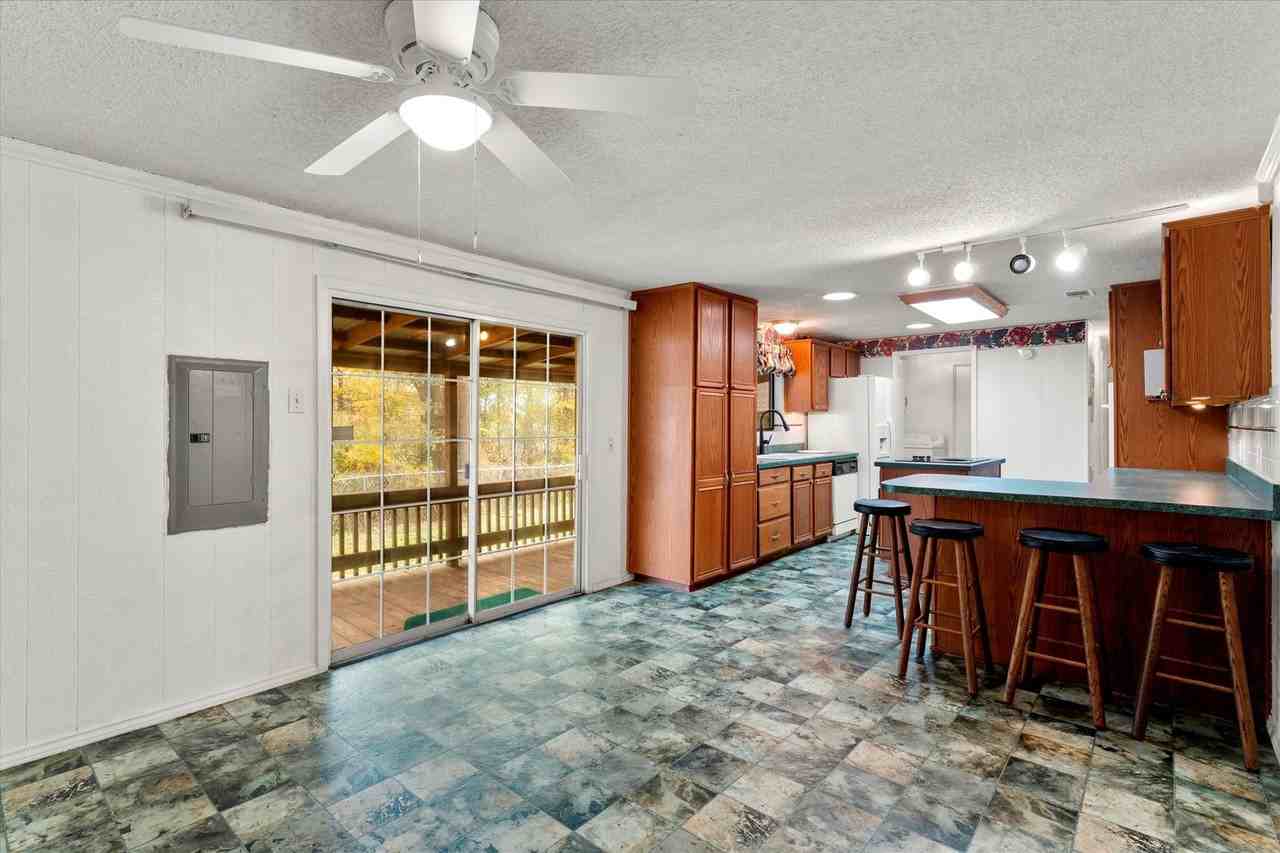 602 Legendary Ln - Photo 4 of 23