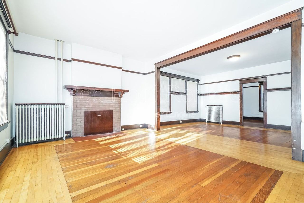 1319 6th Ave #F - Photo 7 of 16