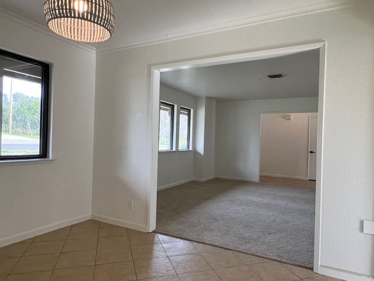 6740 Eureka Rd - Photo 7 of 23